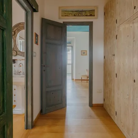 Beb Balena Bed & Breakfast 3*